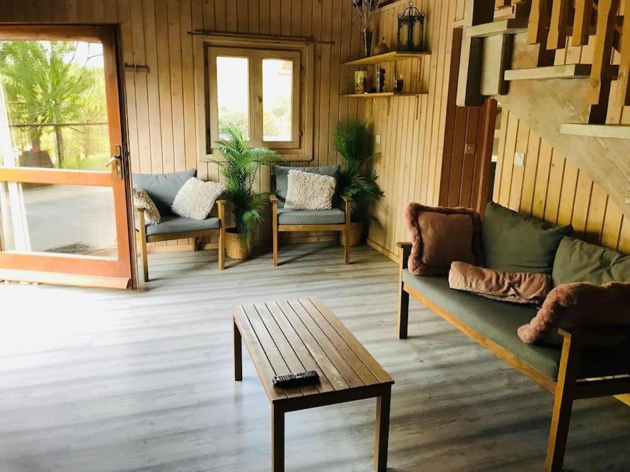 Chalet Au Milieu De La Foret Avec Lac A Proximite Layrac Bagian luar foto